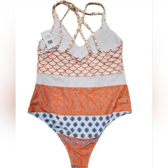 Cupshe mermaid scale printed one piece features strappy back size med - Picture 2 of 4